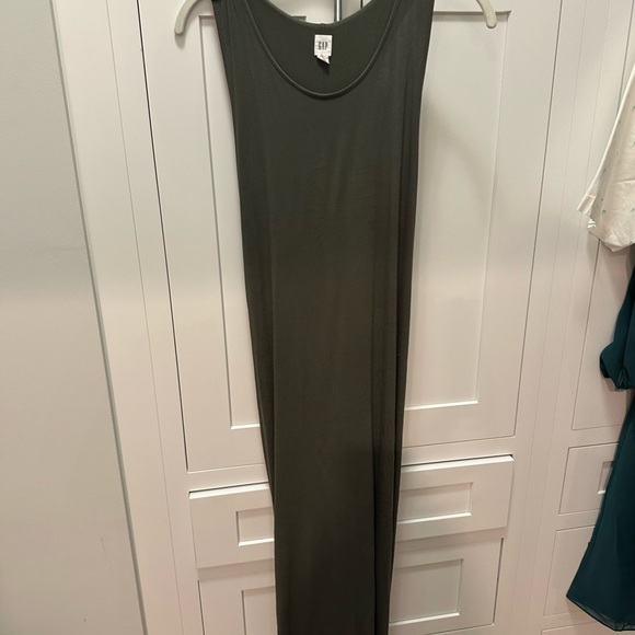 GAP Olive Green Maxi Dress - Picture 1 of 4